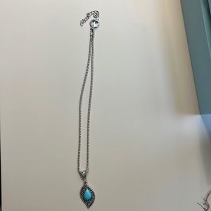 Pendant necklace